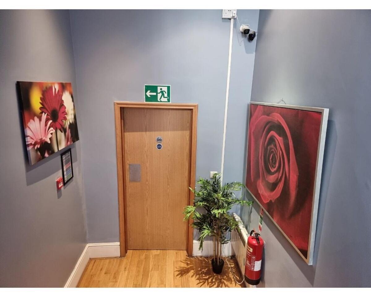 F202-cosy 2nd Flr Flat Fits 3 Near Hyde Park * Londra